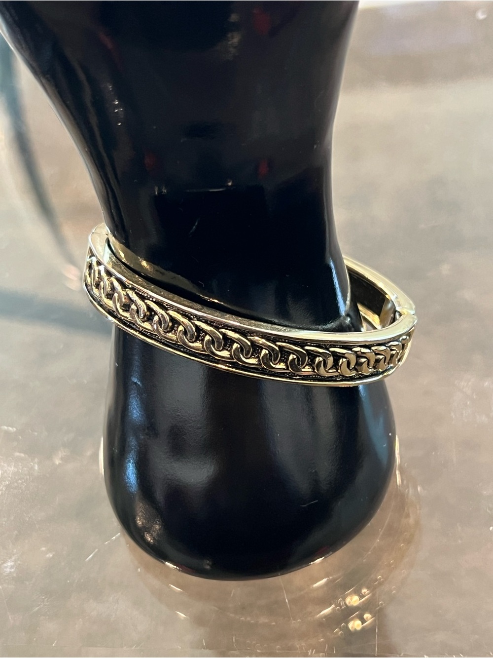 Gold tone Chain-Link Accent Women's Bangle Bracelet